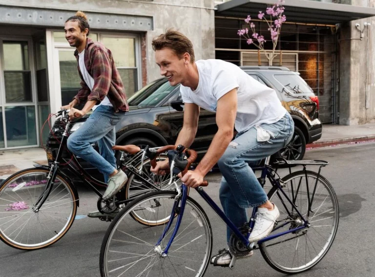 Footer-JGA-Fahrradtour-Picknickwiese Footer-JGA-Fahrradtour-Picknickwiese