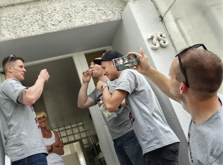 JGA Events-JGA Agentur-Junggesellenabschied-Bollerwagentour JGA Events-JGA Agentur-Junggesellenabschied-Bollerwagentour