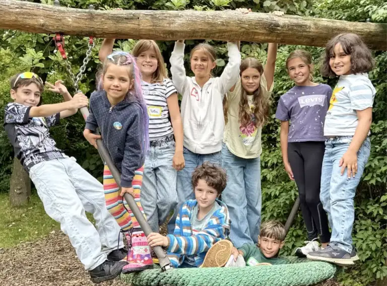 Ferienbetreuung-Essen-Ferienfreiteit-Essen-Ferienfreizeit-Sommerferien Kinder auf Ferienfreizeit Sommerferien in Essen bei Deine Erlebnismacher in der DJH-Jugendherberge in Essen-Werden werden.
