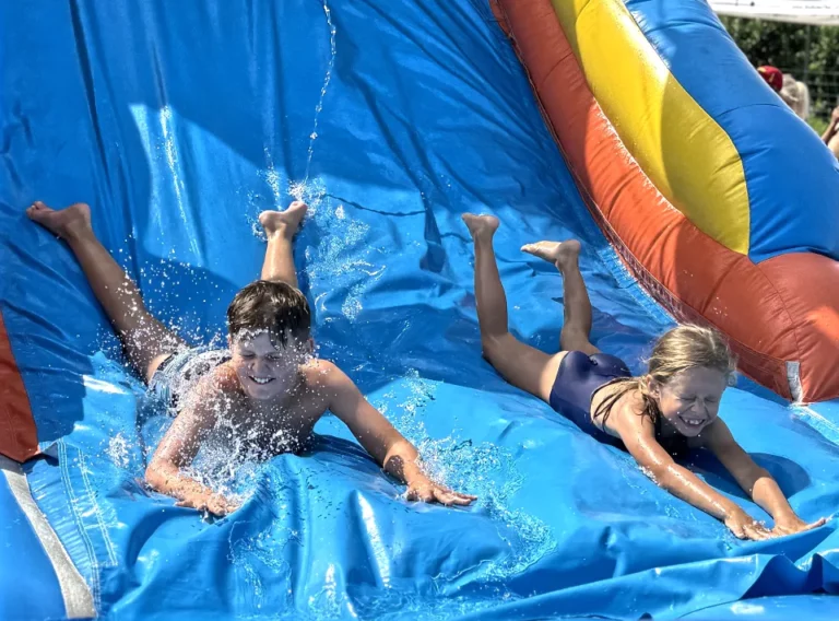 Ferienfreizeit Sommerferien-Ferienbetreuung Sommerferien-Feriencamp Essen
