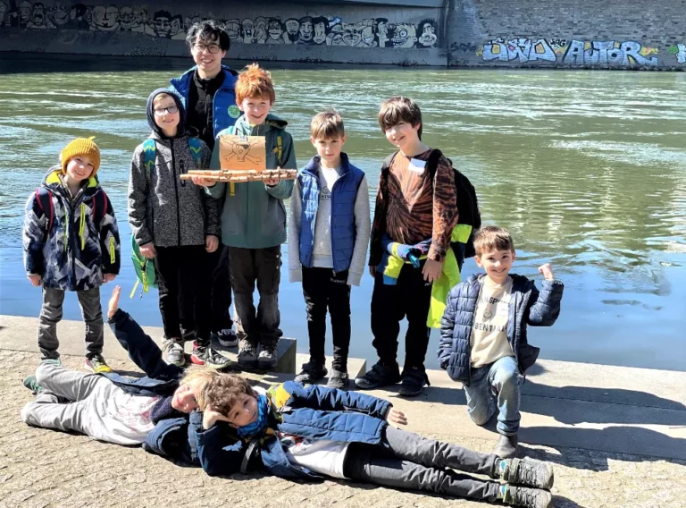 Flossbau-Ausflug zur Ruhr-Ferienbetreuung Essen-Ferienfreizeit Essen Flossbau-Ausflug zur Ruhr-Ferienbetreuung Essen-Ferienfreizeit Essen