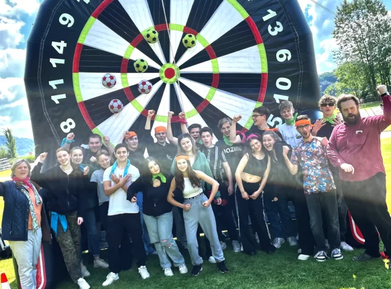 Fußball-Dart-Miete-Fussball-Darts-Verleih-Ideen-Kindergeburtstag-Wandertag-Schule Fußball-Dart-Miete-Fussball-Darts-Verleih-Ideen-Kindergeburtstag-Wandertag-Schule
