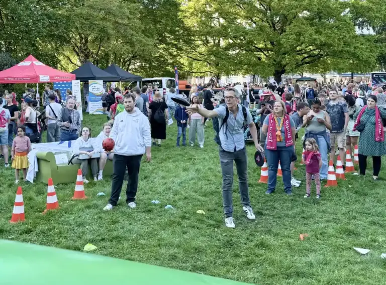 Fußball-Darts-Verleih-Sommerfest-Vereinsfeier Fußball-Darts-Verleih-Sommerfest-Vereinsfeier