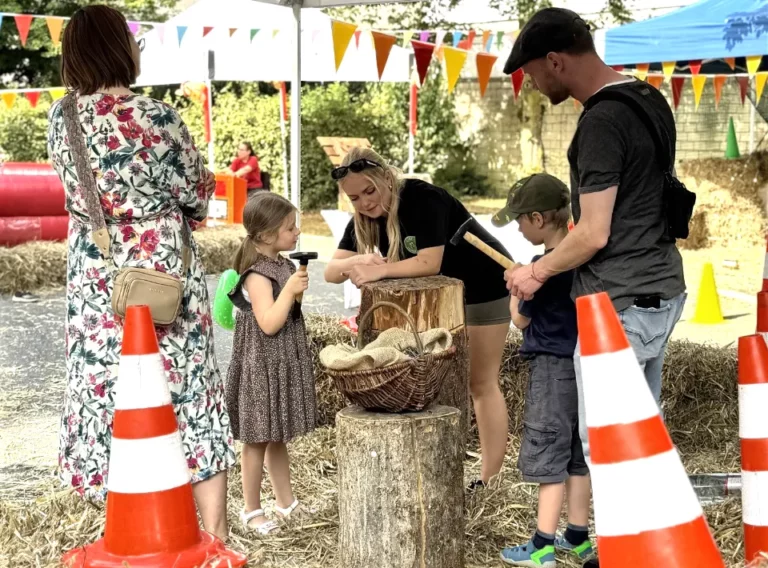 Sommerfest-Firmenfeier-Firmenfest-Teambuilding-Westerncity-Nageln-Nagelbock-Wettnageln Sommerfest-Firmenfeier-Firmenfest-Teambuilding-Westerncity-Nageln-Nagelbock-Wettnageln