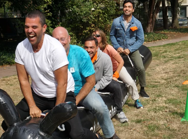 XXL Olympiade-Teambuilding-Firmenfeier Essen-Firmenfest-Sommerfest-Eventagentur-Raupe Willi XXL Olympiade-Teambuilding-Firmenfeier Essen-Firmenfest-Sommerfest-Eventagentur-Raupe Willi