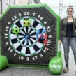 Individuell gefertigtes, luftverschlossenes Fußballdart für die LVM Versicherung, 1,80 m hoch und doppelseitig bespielbar
