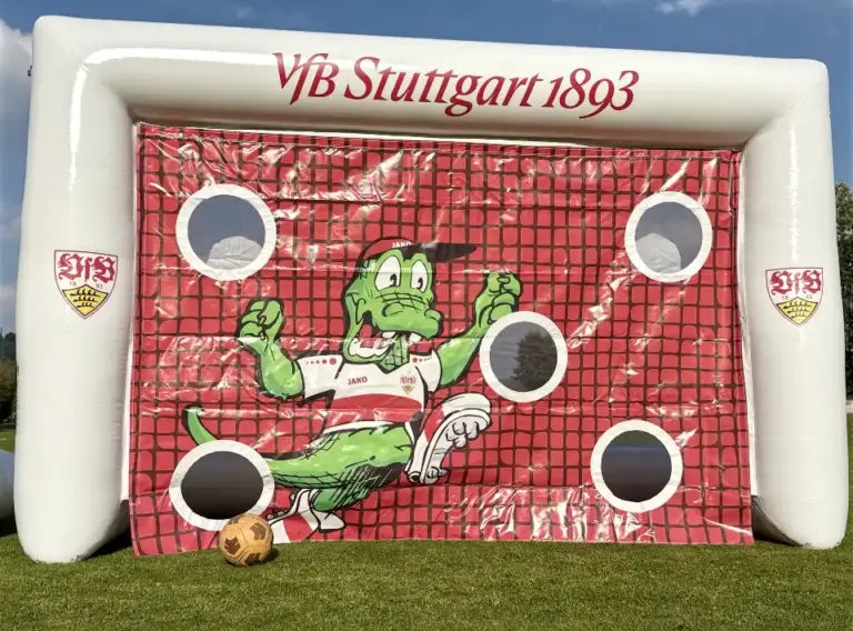 Individuelles Fußballtor mit Torwand des VfB Stuttgart und austauschbarem Torwandbanner für Vereinsfeste, Sponsorenevents und Promotionaktionen